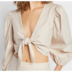 Express New 100% Linen Tie at Waist Cropped Puff Sleeve Top in Off White. Size S